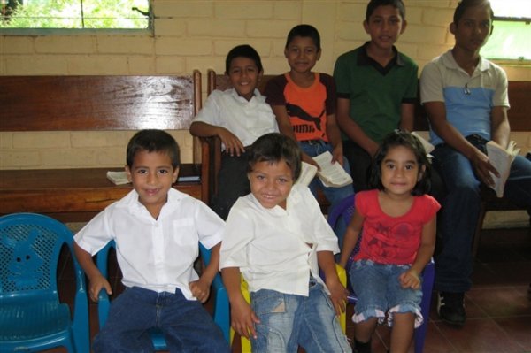 Children at Cristo Rey Lutheran