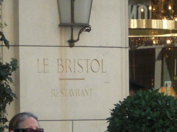 Hotel Le Bristol Sign