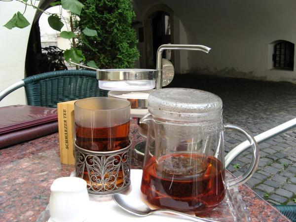 Liszt Cafe's Fancy Tea