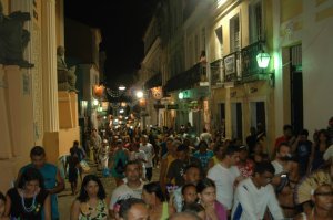 Pelourinho - The trailing crowd