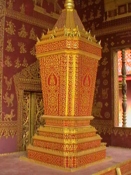 Patterns and Colours in Luang