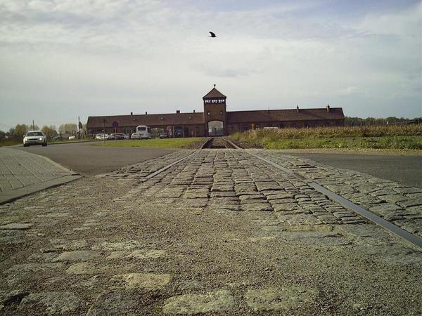 Eingang KZ Birkenau