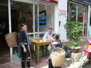 Mick getting nabbed by the Hmong girls, Sapa