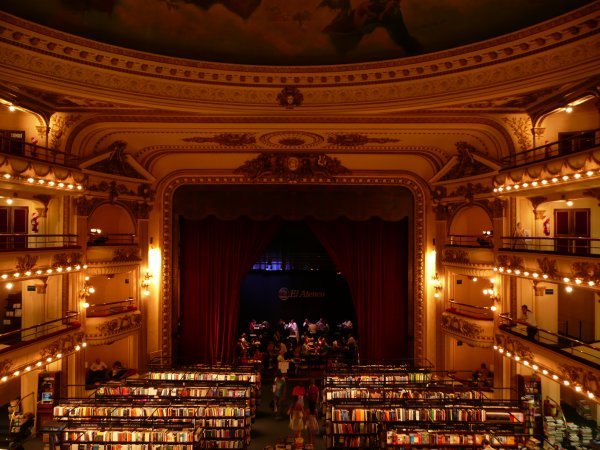 Bookstore or Theatre?