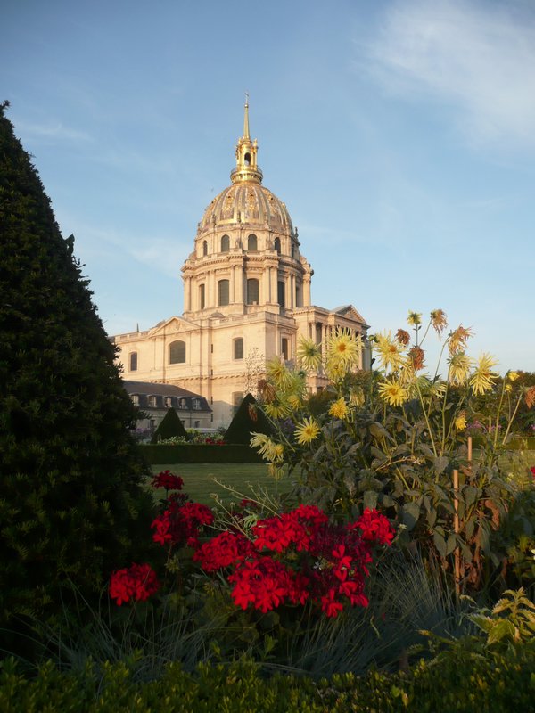 Invalides and flowers