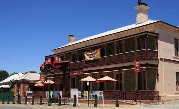 Tavern in Birdwood