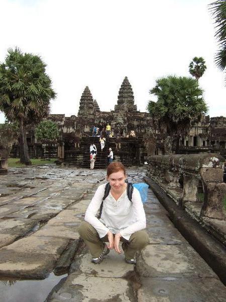 Angkor Squat