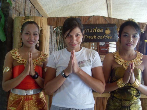 I look huge comapred to these thai ladies