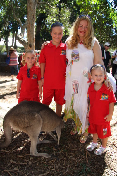 Auntie Lynn with children and kangaroo