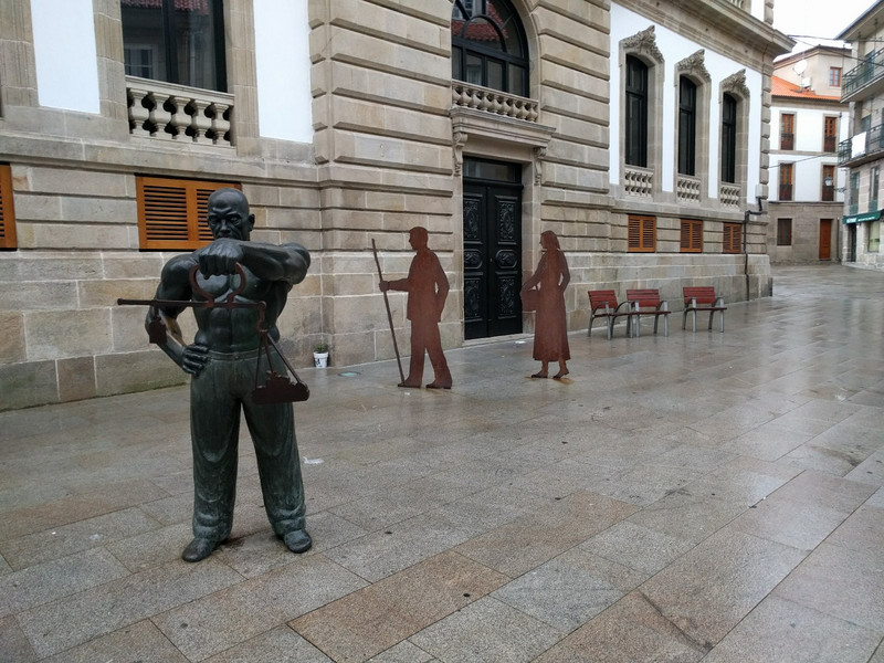 More statues in the street - cut aways