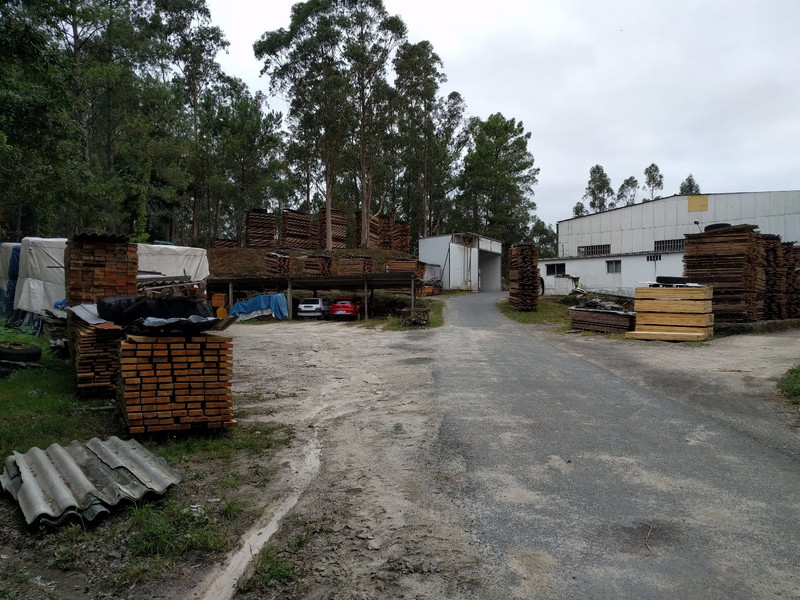 A large lumber business along the Camino