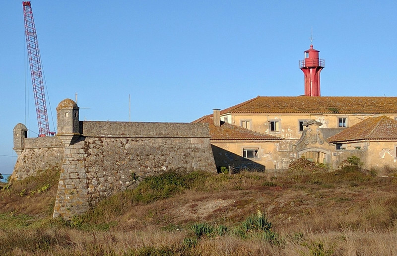 Old Fort and lighthouse at the Harbor