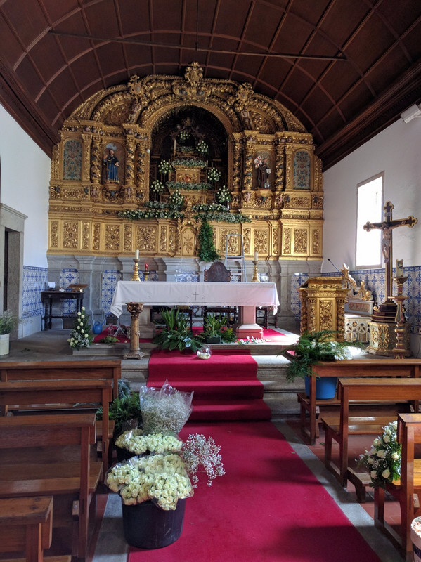 The alter in the Church of St. Tiago