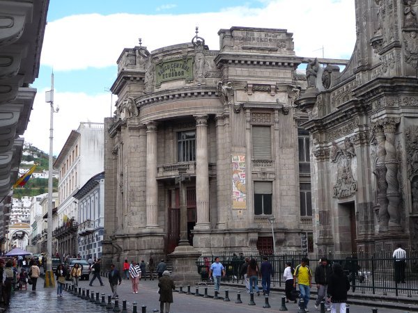 Quito street