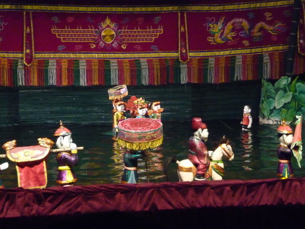 water puppets, Hanoi