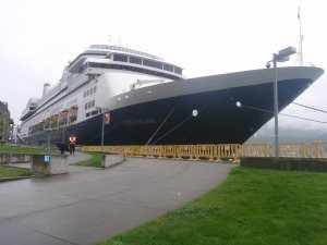 Cruise Ship