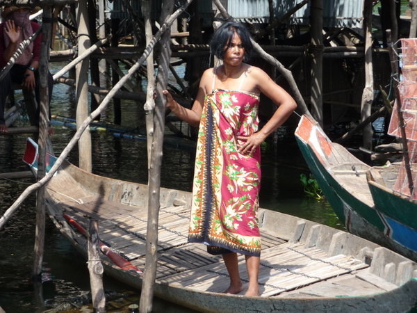 Woman of Tonle Sap lake