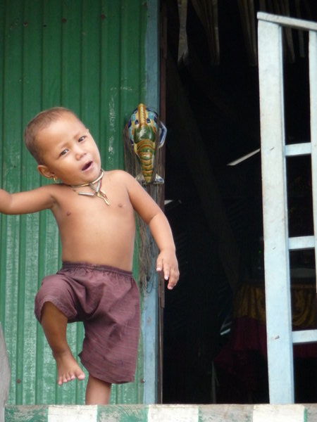 Tonle Sap lake child
