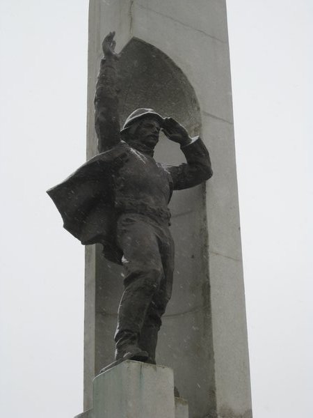 BAM worker monument