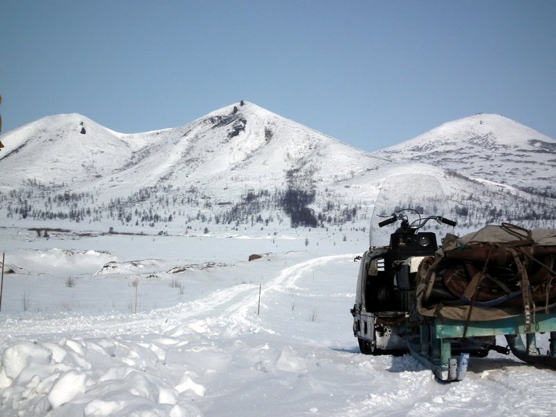 The zimnik to Ust Khayryuzovo, Kamchatka