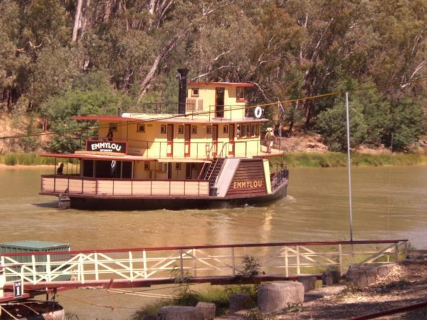 3  Steam Paddler on the Murray River