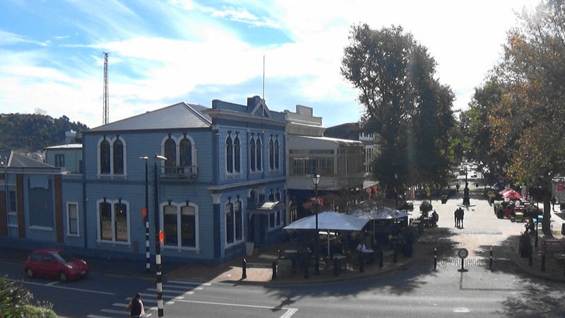 Dining area at top end of Trafalgar Street,Nelson
