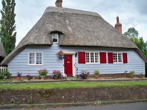 Thatched roof house in Southwick