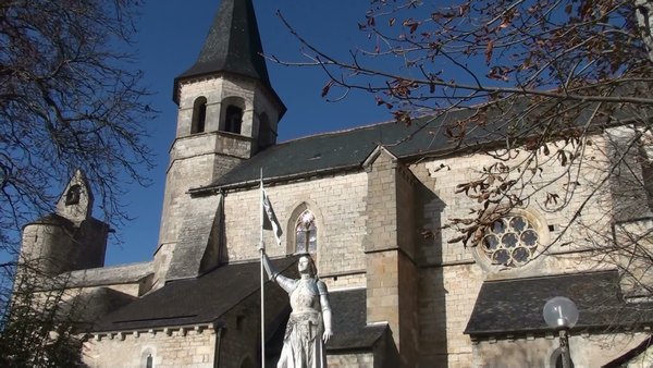 Joan of Arc statue,Villeneuve