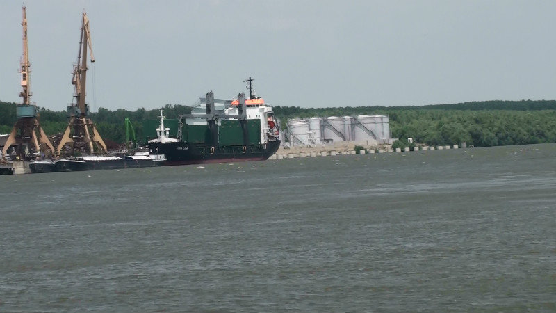 Small freighter at the Braila wharf