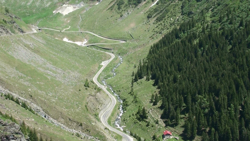 Looking back down the valley we had driven up at about the first quarter stage