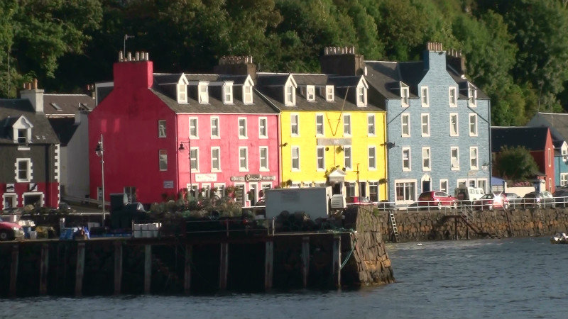 Colourful buildings at Tobermory