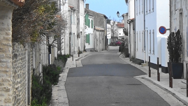 Deserted street Portes-en-Re