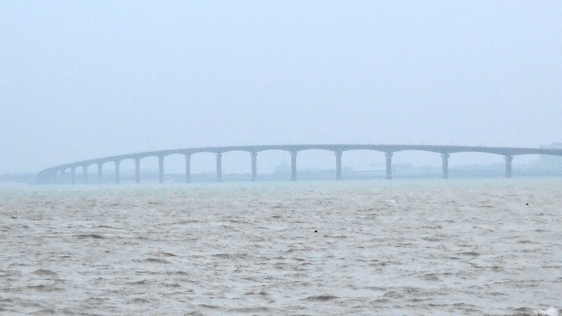 The bridge from the mainland to Ile d' Re