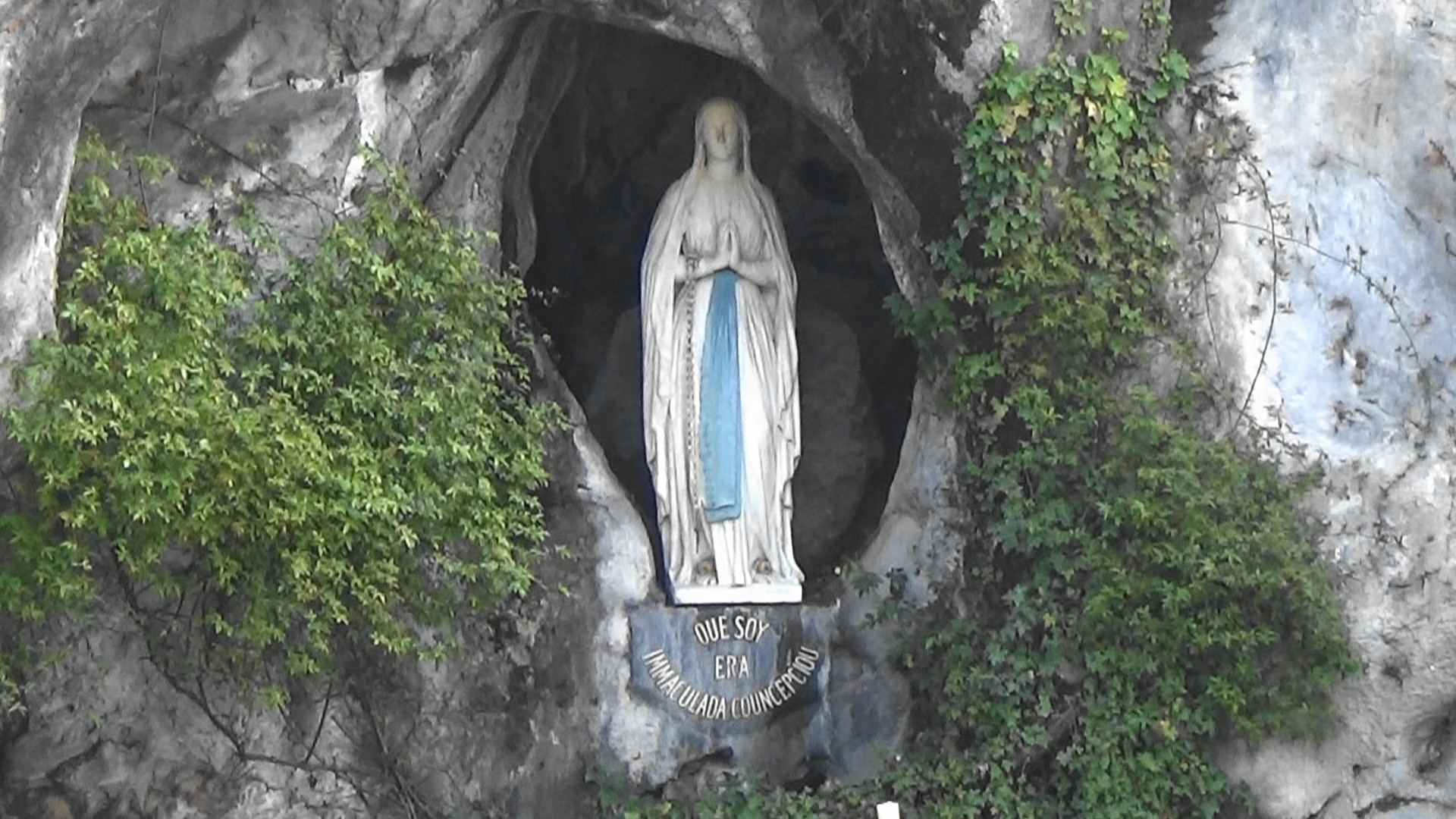 Blessed Virgin Mary At The Grotto,lourdes 