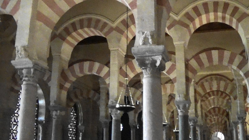 The arches within the Mezquita