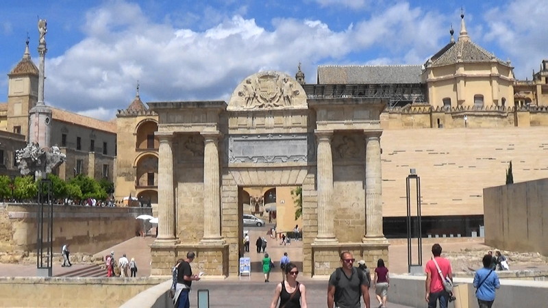 The archway to the city,Cordoba