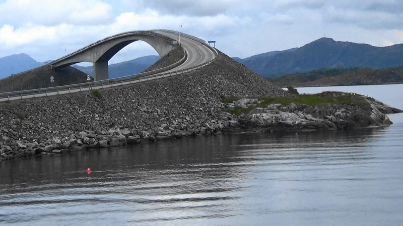 The curved bridge,Atlantic Highway