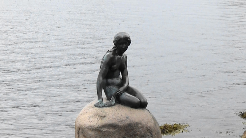 The Little Mermaid statue,Copenhagen