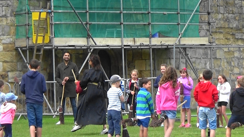 Learning to ride a broomstick,Alnwick Castle