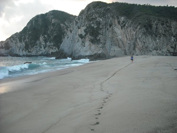 Walking to the end of Playa de la Muerta (Death Beach)