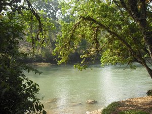 The cold, cold river in front of Las Marias