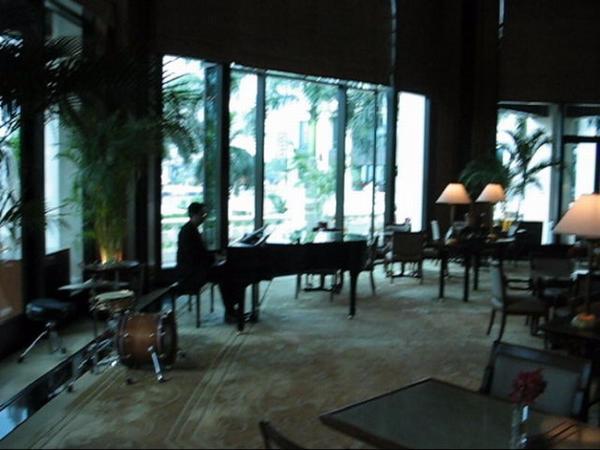 Lobby with Live Music all day.