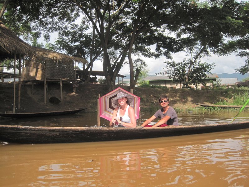 River tour in Inle