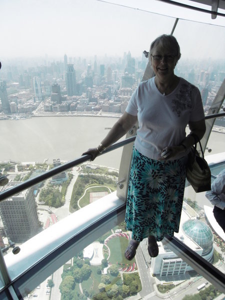 Nanny on the glass floor at 259m!
