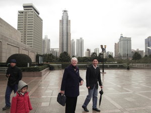 Mr Sam escorting Nanny to the Hong Kong restaurant for lunch