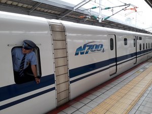 The Shinkansen Nozomi 700 Series to Himeji 