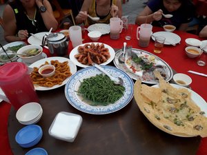 Dinner at Topspot Foodcourt, Kuching