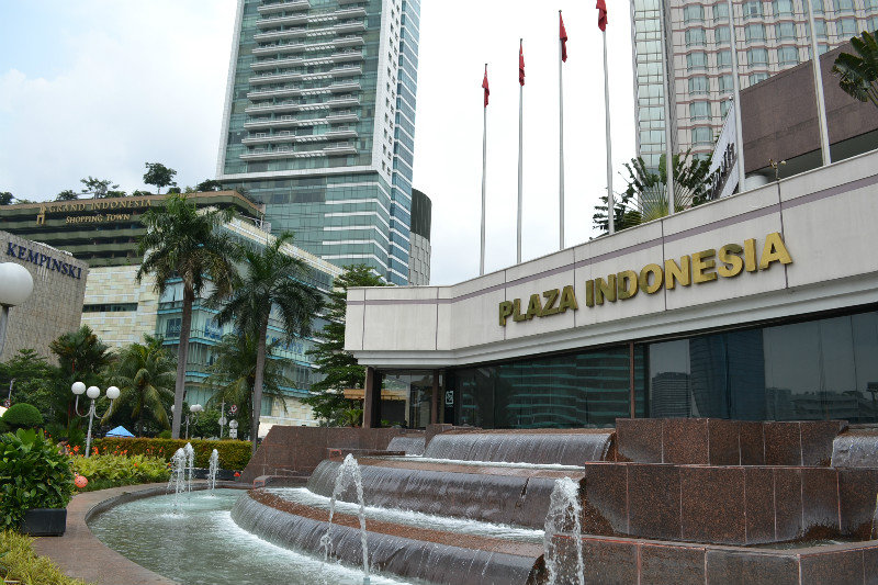 The glittering malls of Central Jakarta