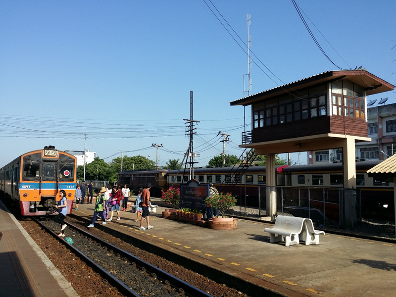 Nakhom Pathom Station 