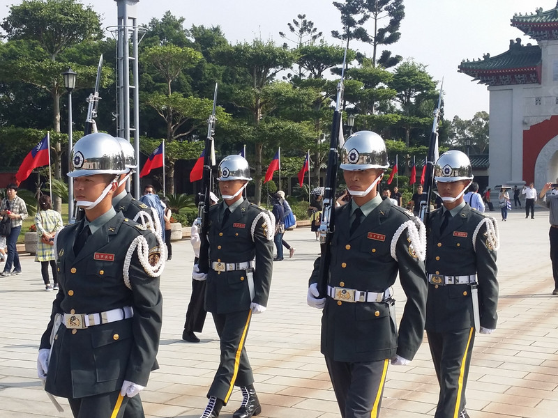 Changing of Guards @ the Martyr's Shrine, Taipei